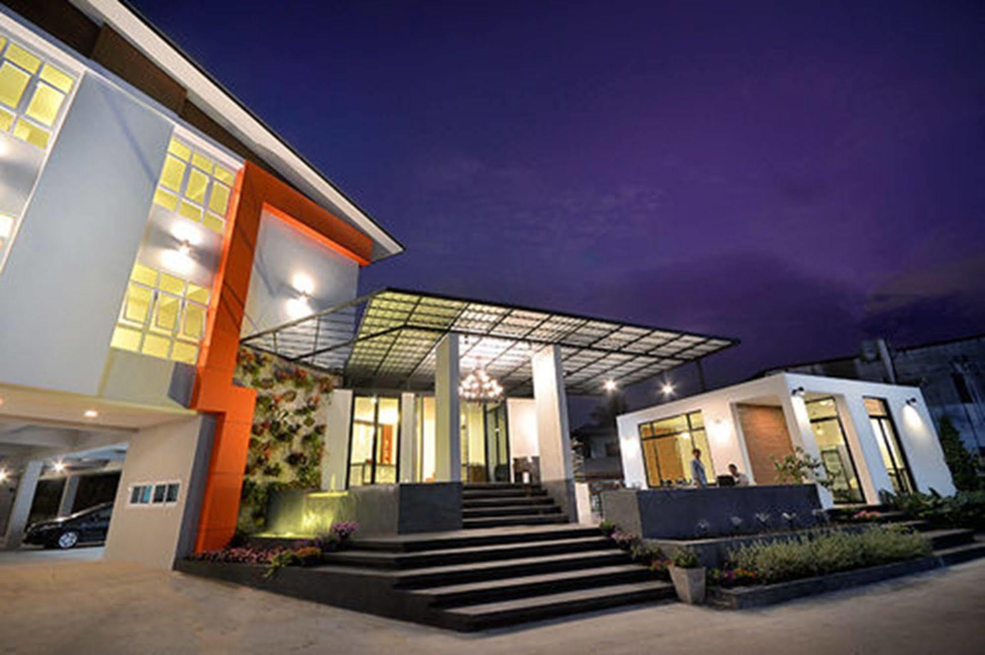 Goodhome@Udonthani Экстерьер фото